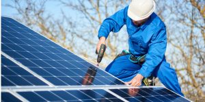 Installation Maintenance Panneaux Solaires Photovoltaïques à Valeuil